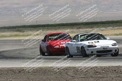 media/Jun-01-2024-CalClub SCCA (Sat) [[0aa0dc4a91]]/Group 3/Race/